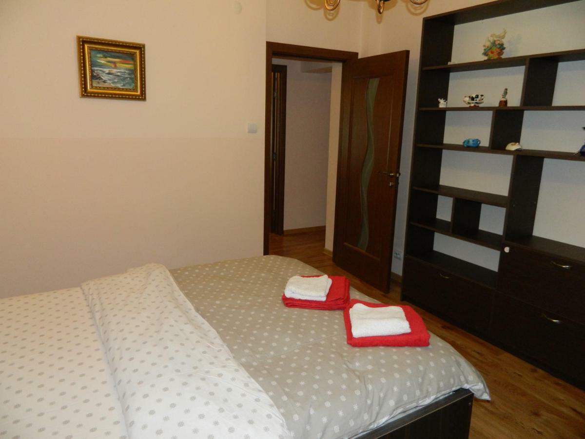 Apartament Antonia Leilighet Tîrgu Ocna Eksteriør bilde